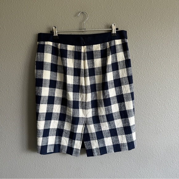 J. Crew Vlue and White Gingham Cotton Linen Pencil Skirt 6 - Picture 4 of 11